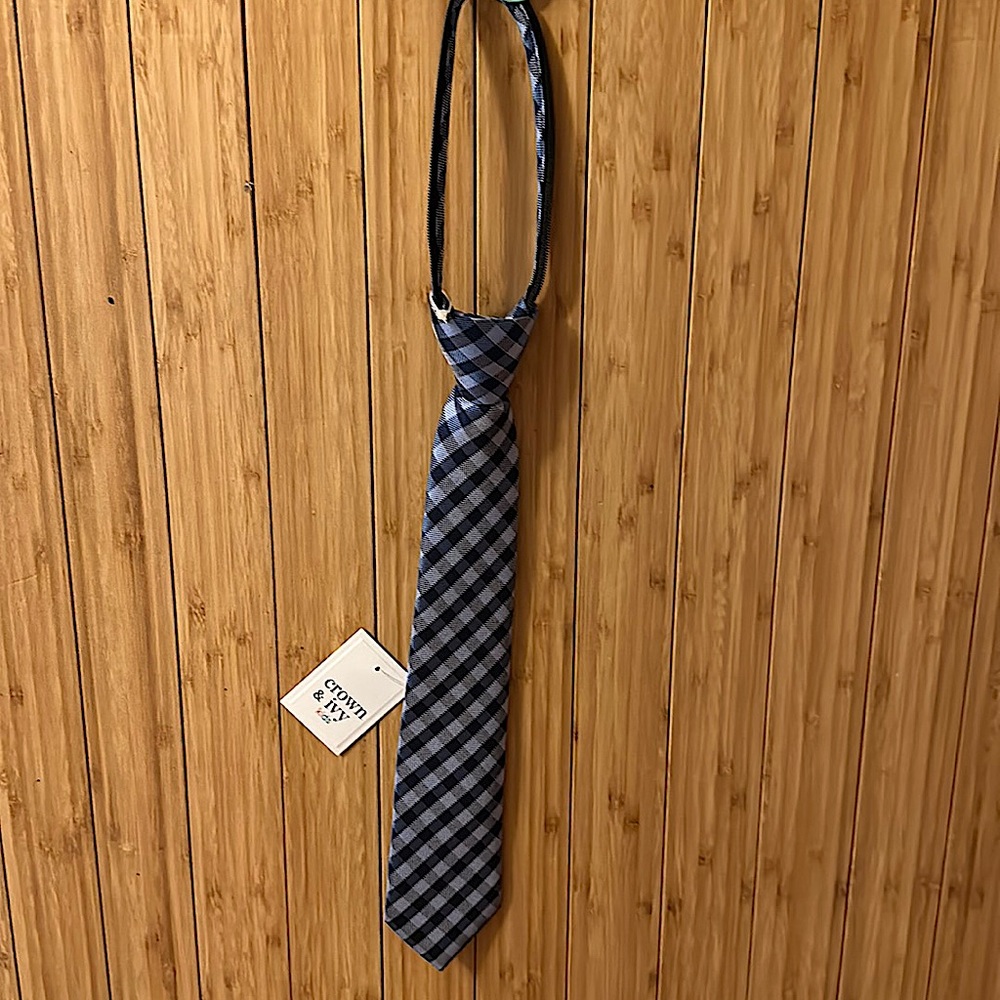 Kids Blue Diamond Checkered Tie New